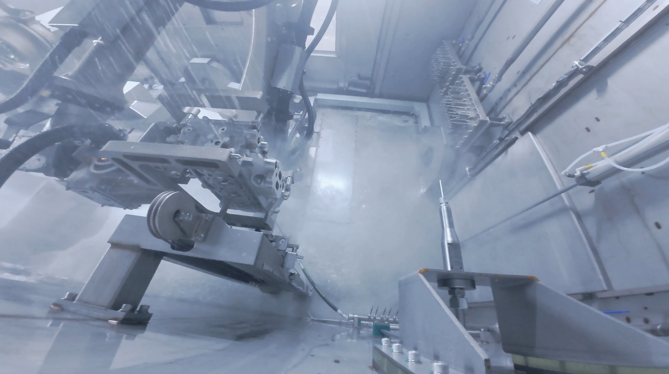 Cylinder Head Cleaning Machine: Dual-Station Water Jacket and Oil Passage Cleaning