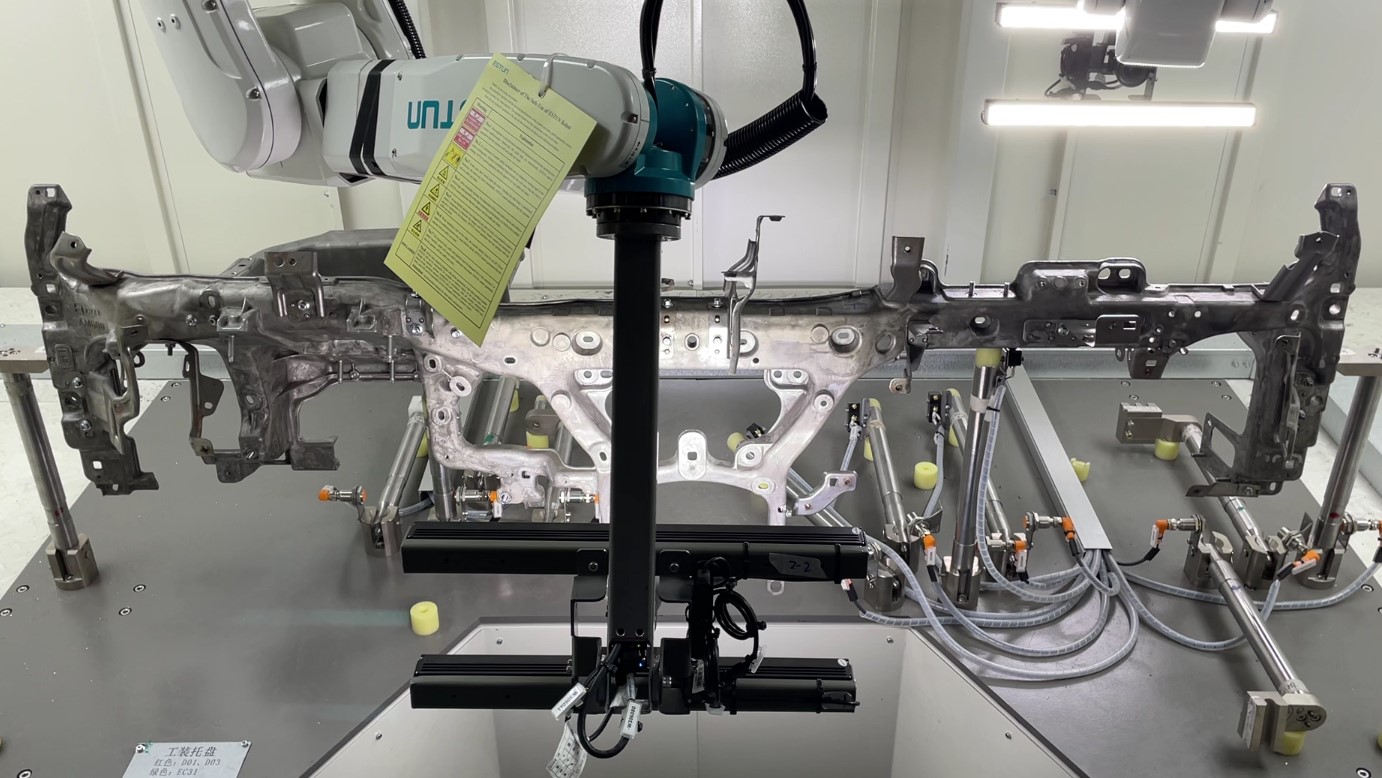 Instrument Panel Brackets: Measuring Position And Verifying Assembly In One Station