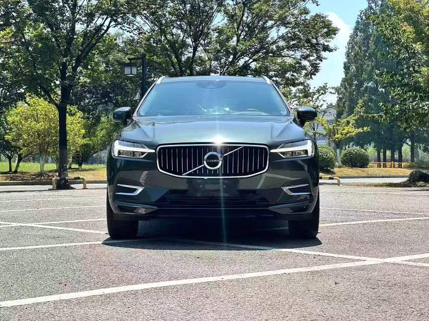 2021-ci il Volvo XC60