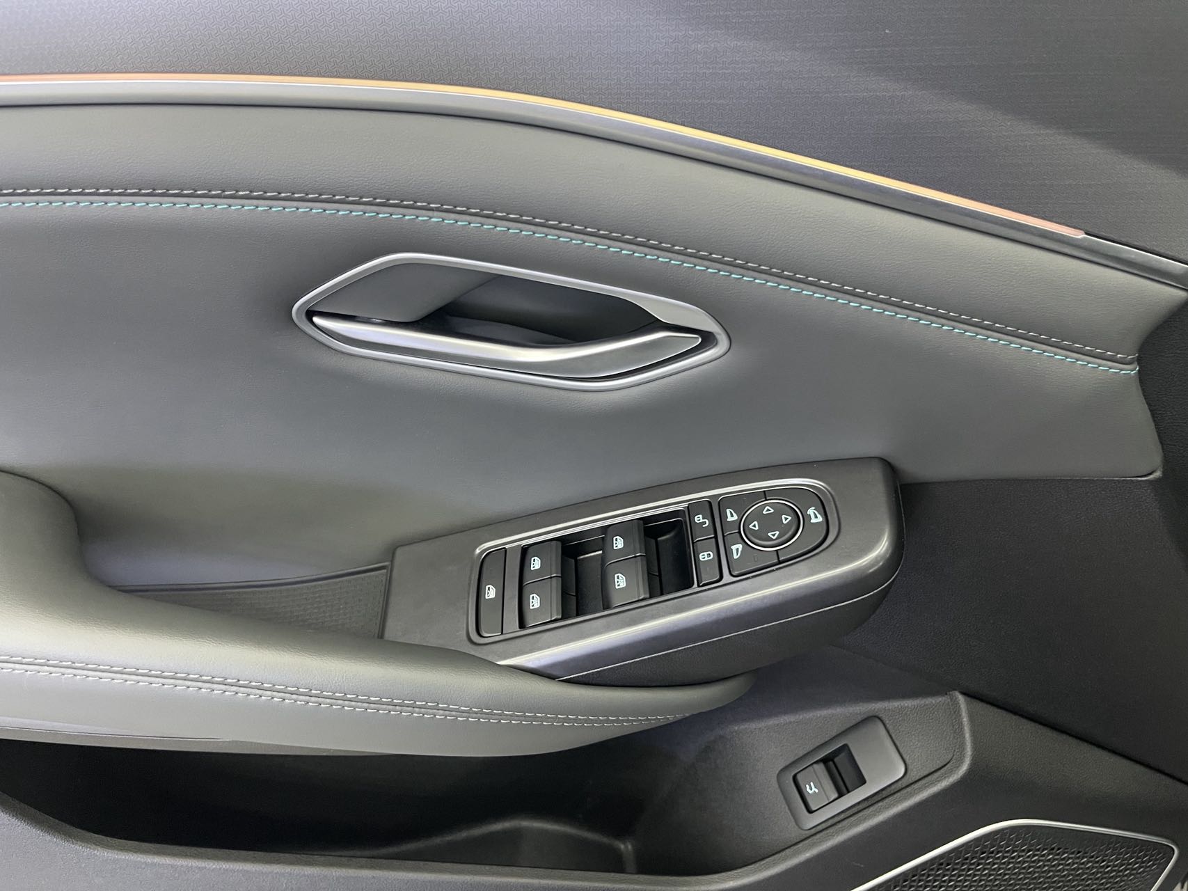 微信图片_2026060911034984_15.jpg