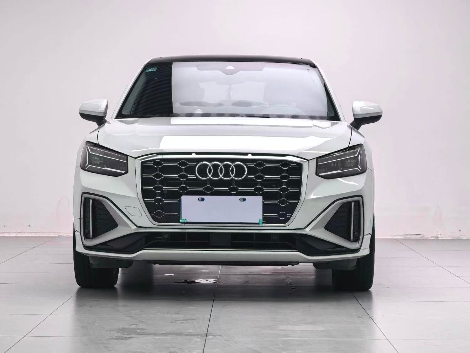 Audi 2021-ci il Q2L