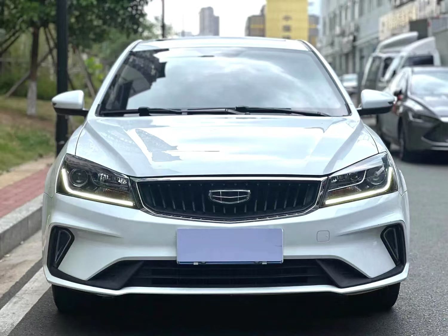 Geely 2021 Emgrand UP