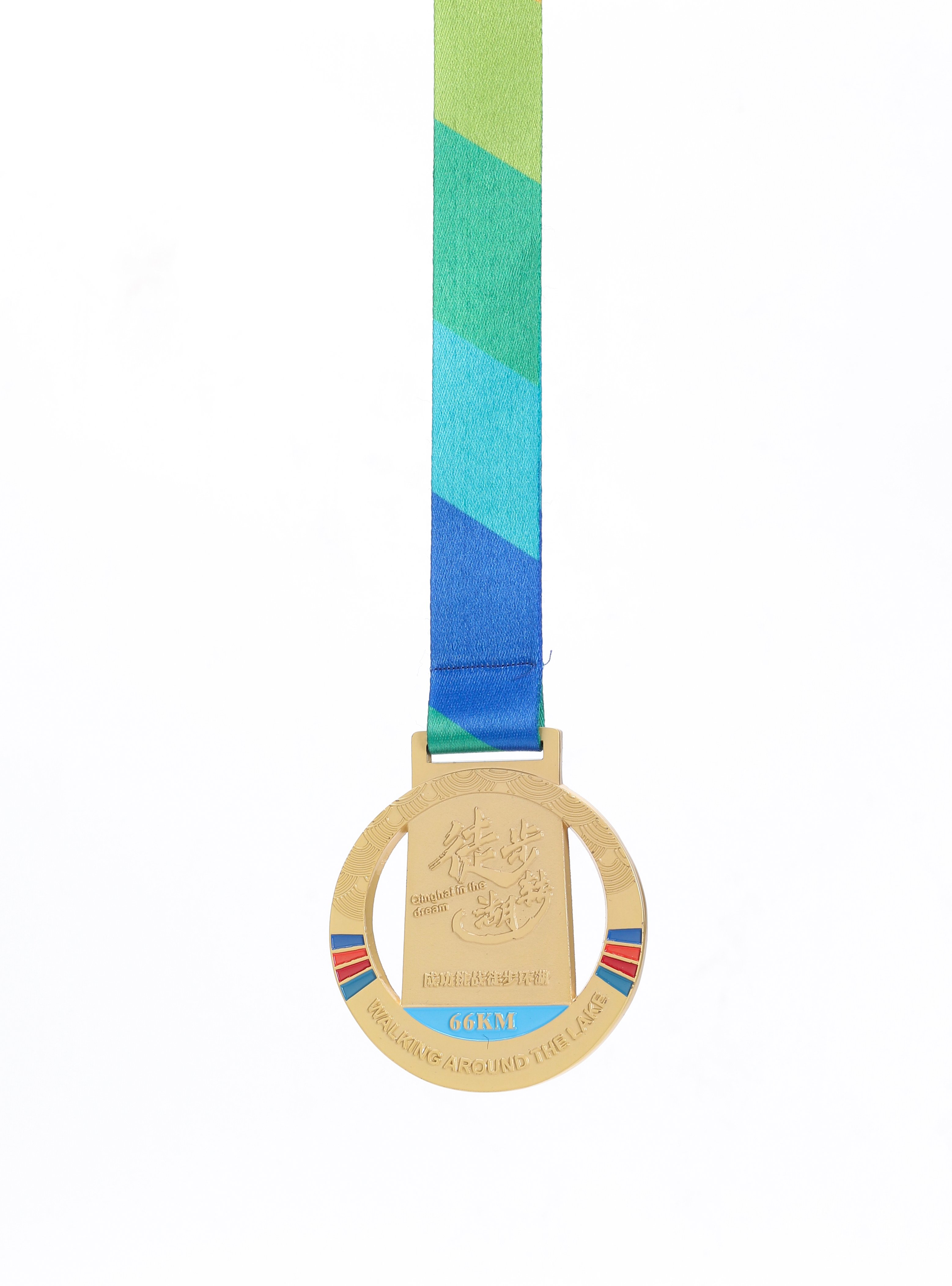 Are Innovative Marathon Medal Designs More Appealing to Participants?