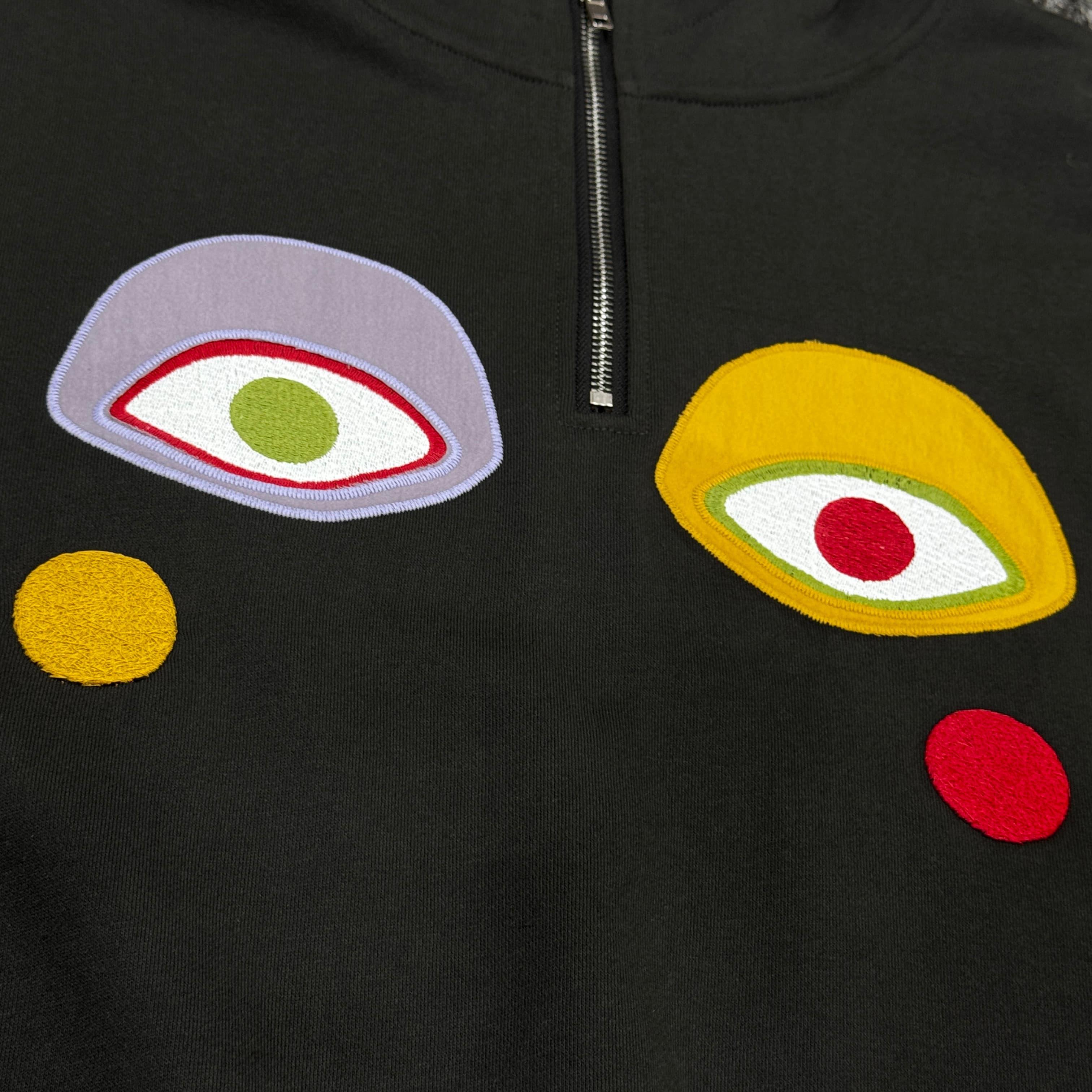 How do manufacturers work with heavier fabrics when making heavy weight t shirt?