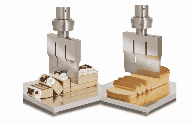 Ultrasonic food cutting knife structure
