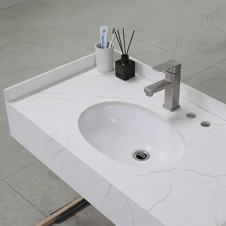 Quartz Calacatta Grey Wholesale — close-up showing polished surface texture and detail