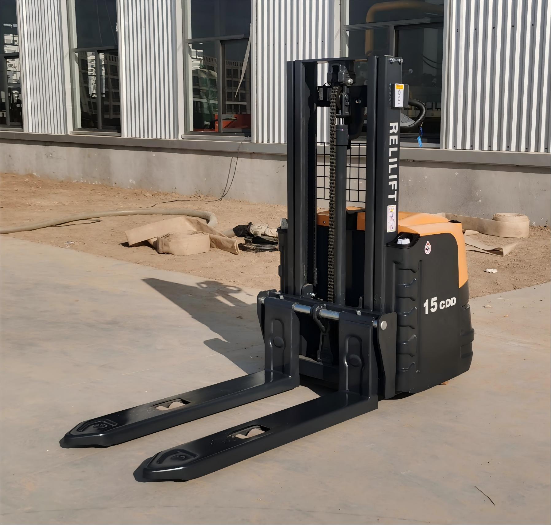 1.5t 2m electric stacker (2)(1).jpg