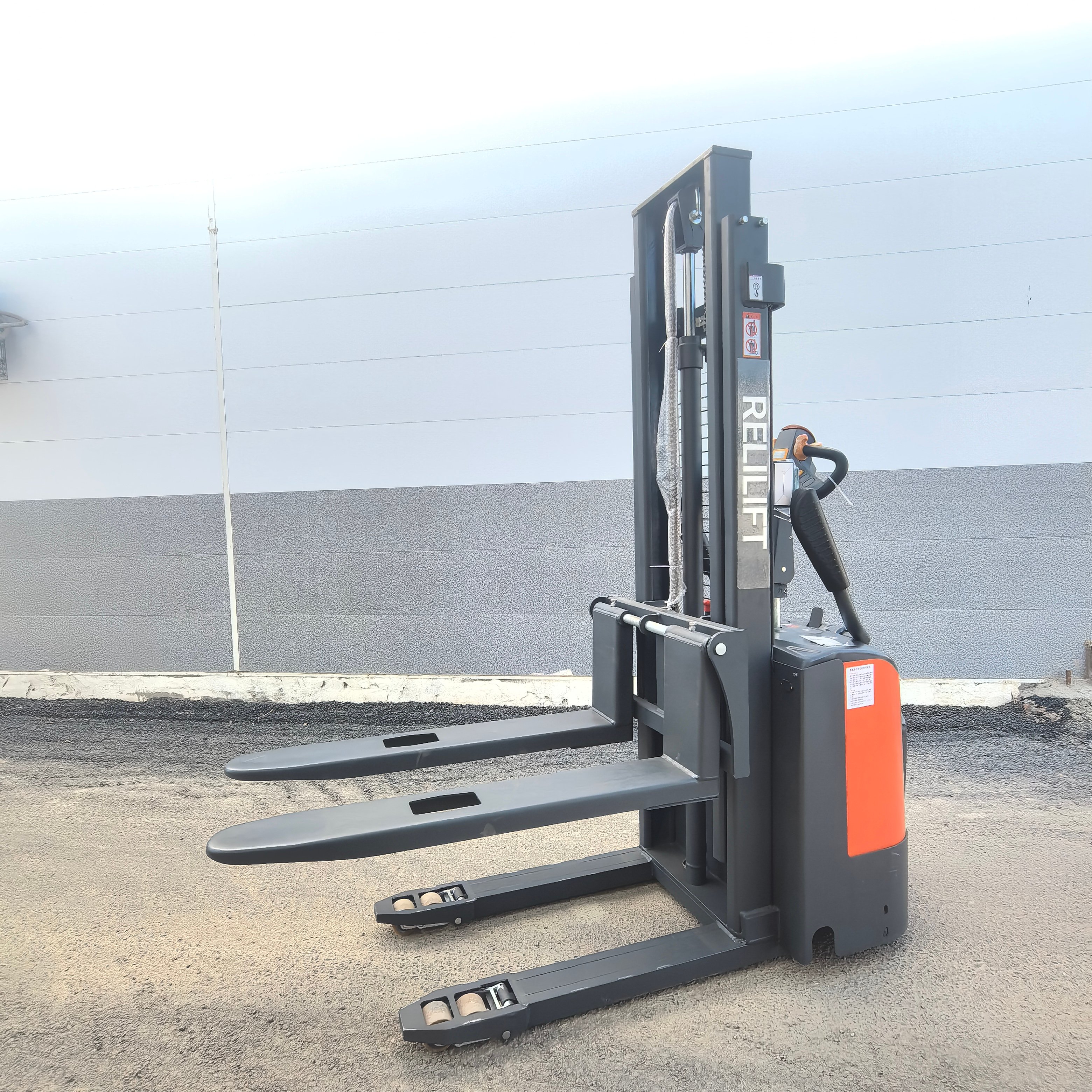 Relilift 1.5T Full Electric Stacker