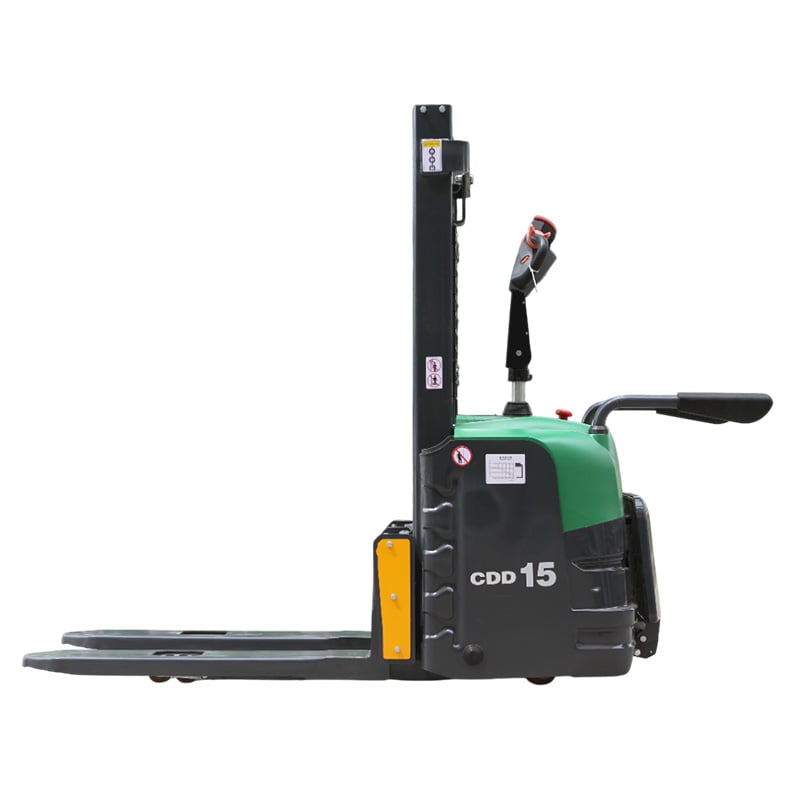1.5t Green Electric Stacker