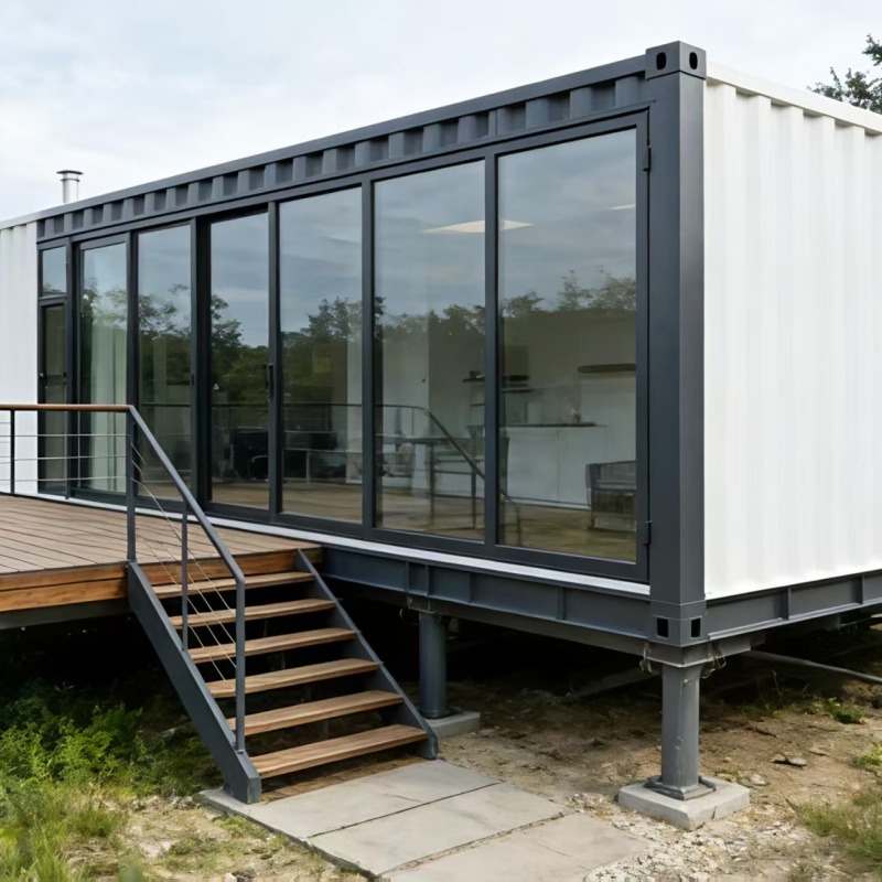 Apple Pod Container Mobile Cabin - Glass-Wall Outdoor Leisure Hut with Elevated Deck for Rural Getaways