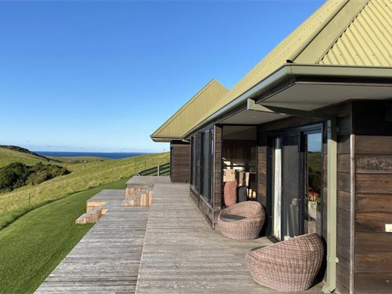 Why Invest in Permanent Resort Construction When Duwang Mobile Cabins Can Launch Your Beachfront Eco-Resort in Days?