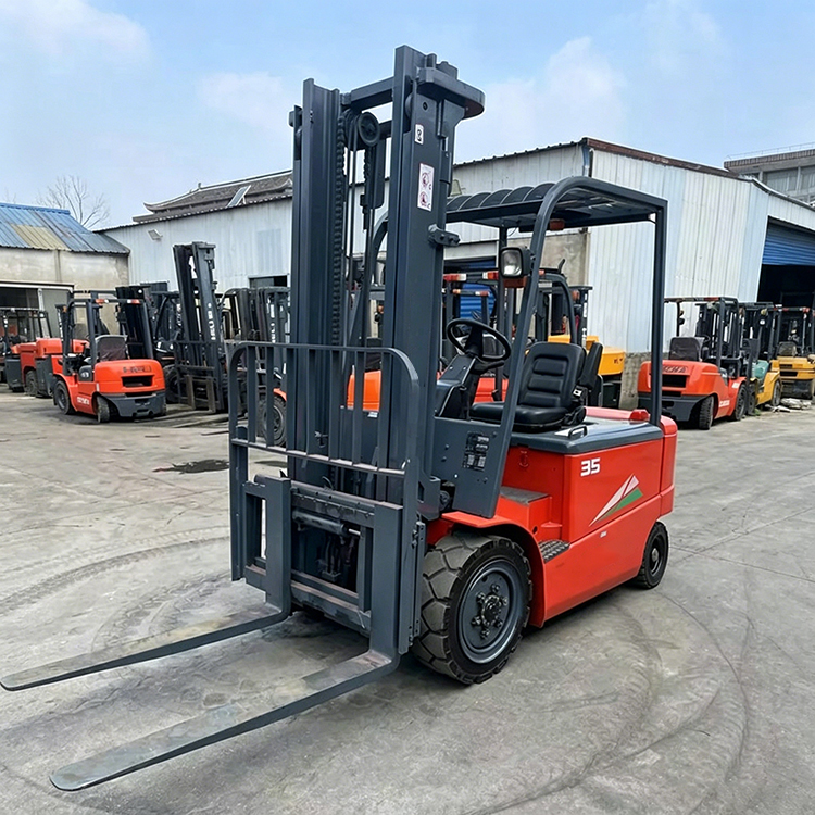 forklift (9).jpg