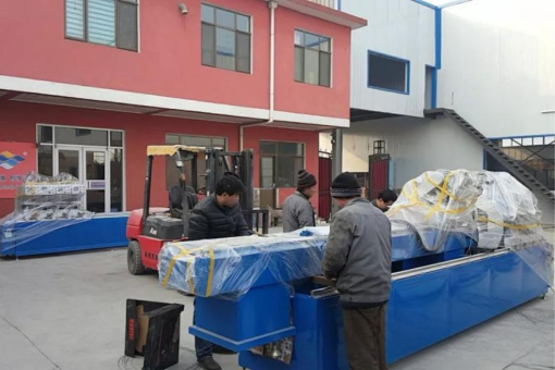 Another container of equipment loading , let's take a look!