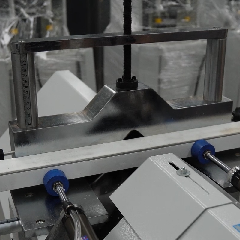V notch saw