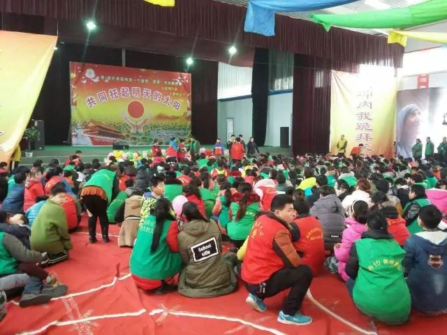 HISENA CNC staff participated in the large-scale public welfare activities "together to raise the sun of tomorrow" to do volunteer work 4