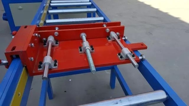 Good news, HISENA has a new product,  650 single head cutting machine.4