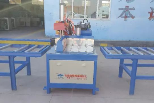 Good news, HISENA has a new product,  650 single head cutting machine.