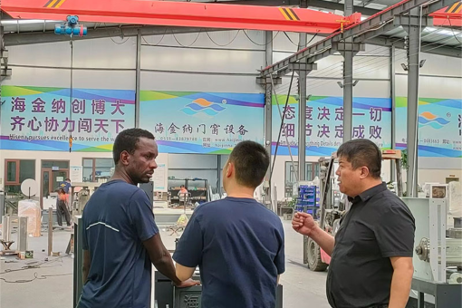 Old Friend Returns to Hisena After 5 Years for Repeat Purchase, Recognizing New Equipment
