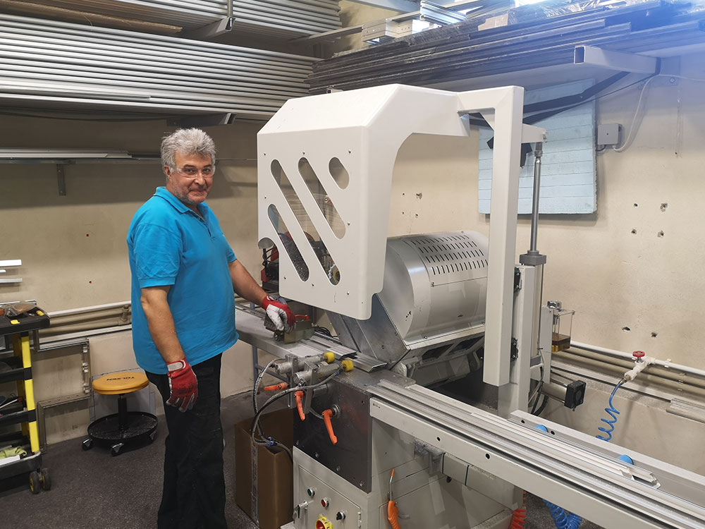 From First Order to Long-Term Partnership: Hisena’s Precision Saws Empower Romanian Billboard Production Growth