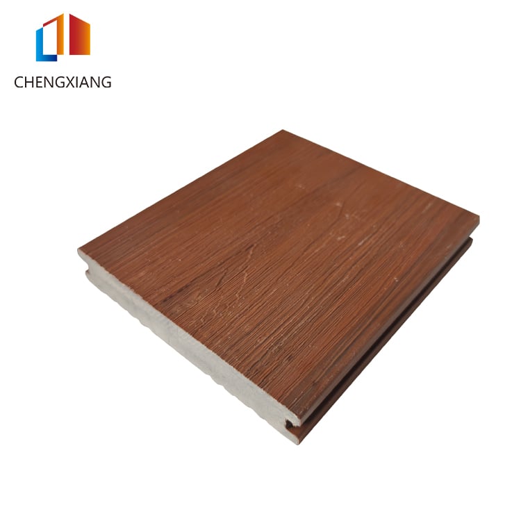 Co-extruded Wood Grain Solid Decking Board with Protective Surface Technology