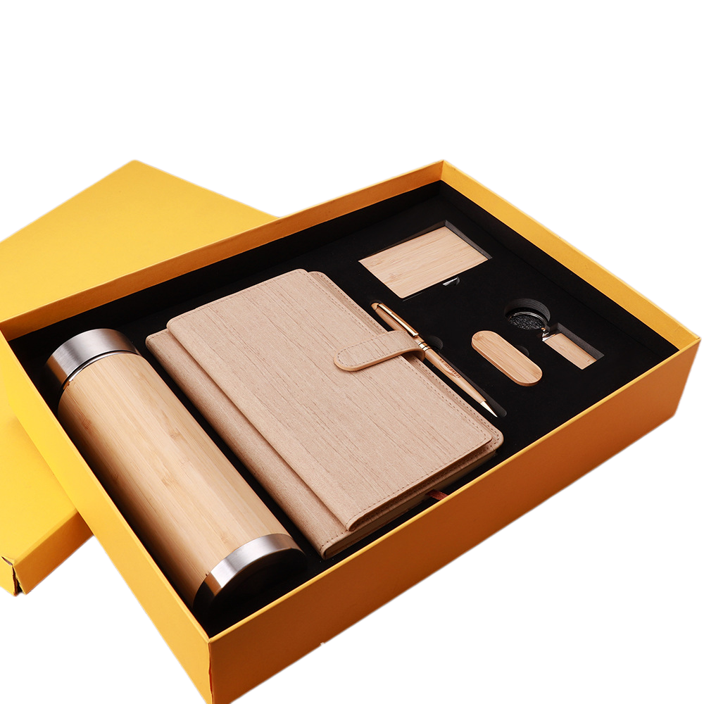 Custom Business Gift Sets | Leather, Bamboo & Cork
