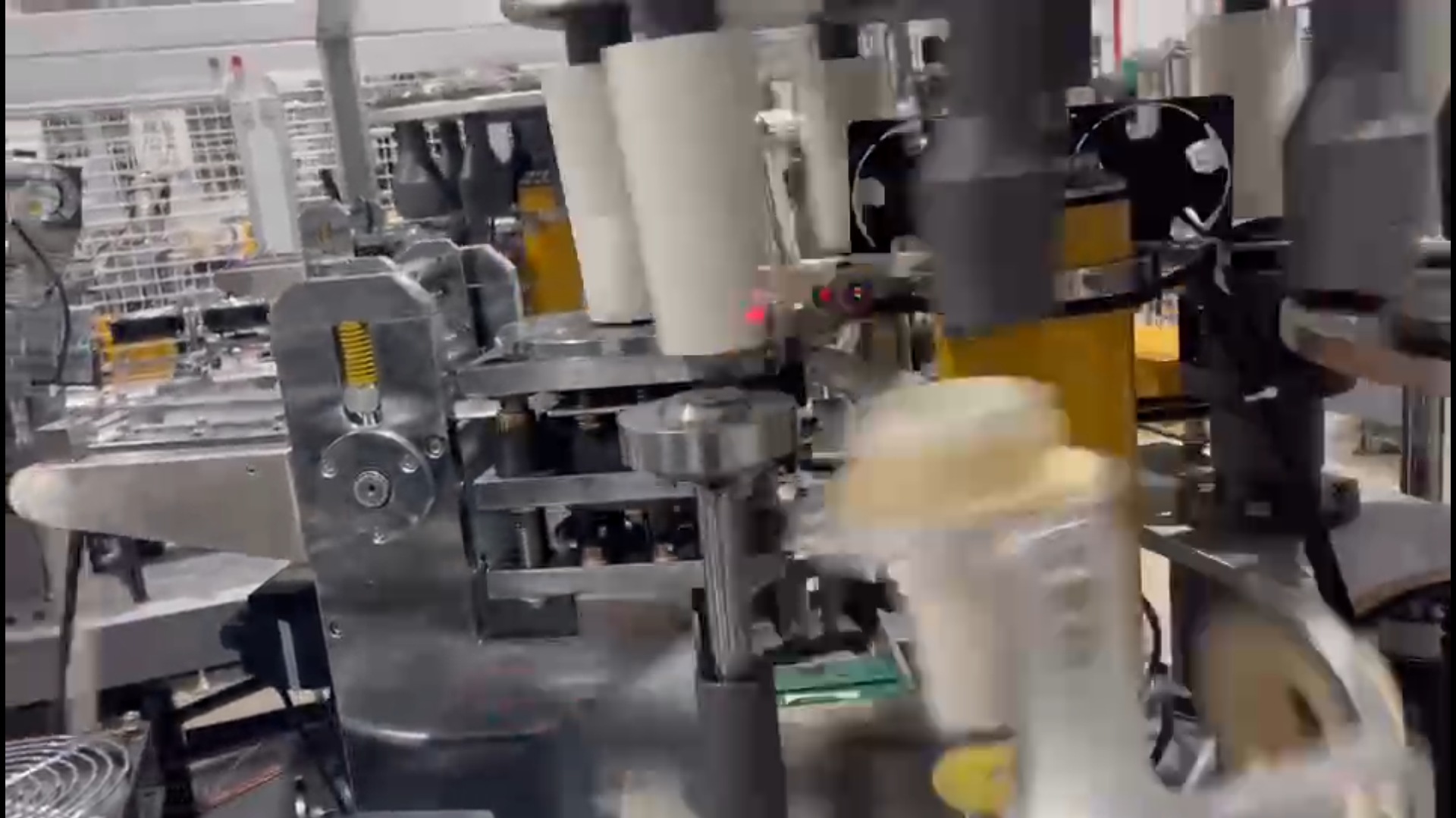 X22 Model Double Curling High Speed Paper Cup Making Machine