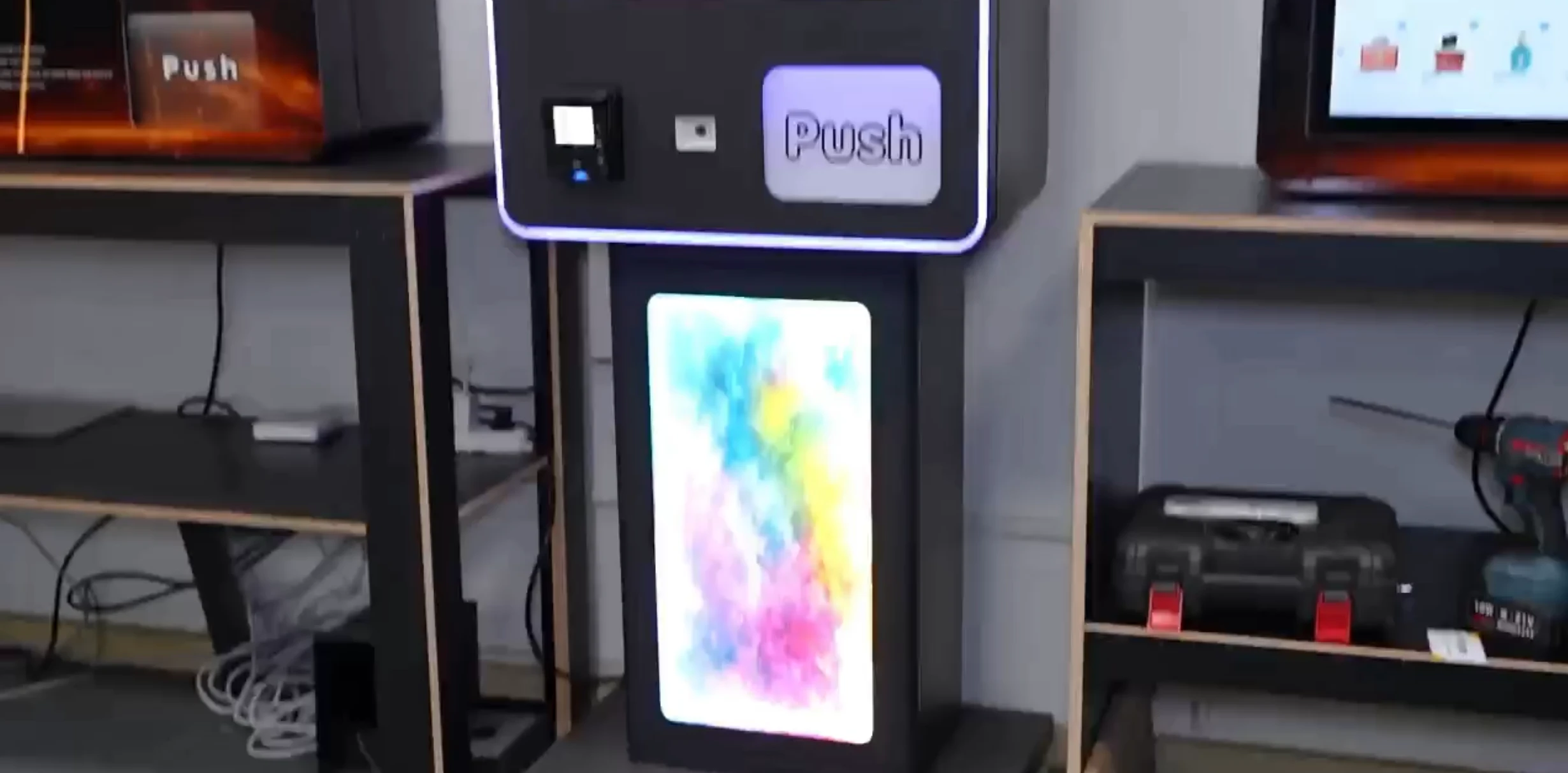 32Inch Touch Screen Vending Machine