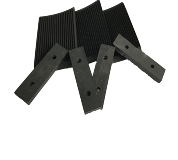How to choose a PVC plastic pulverizer blade?