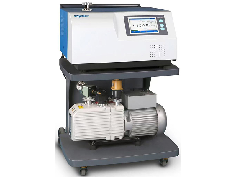 Helium detector