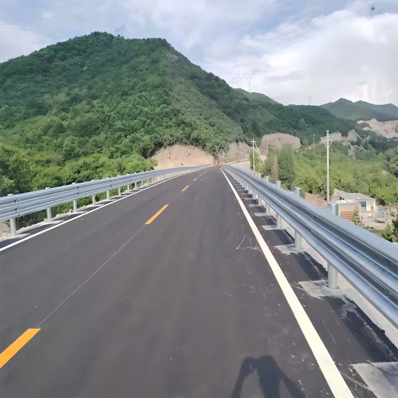 BXHL11  Beam Steel Highway Guardrail Crash Barrier Outdoor Safety Protection with Plastic Material