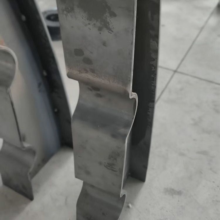 column (1)(4b518c3506).jpg