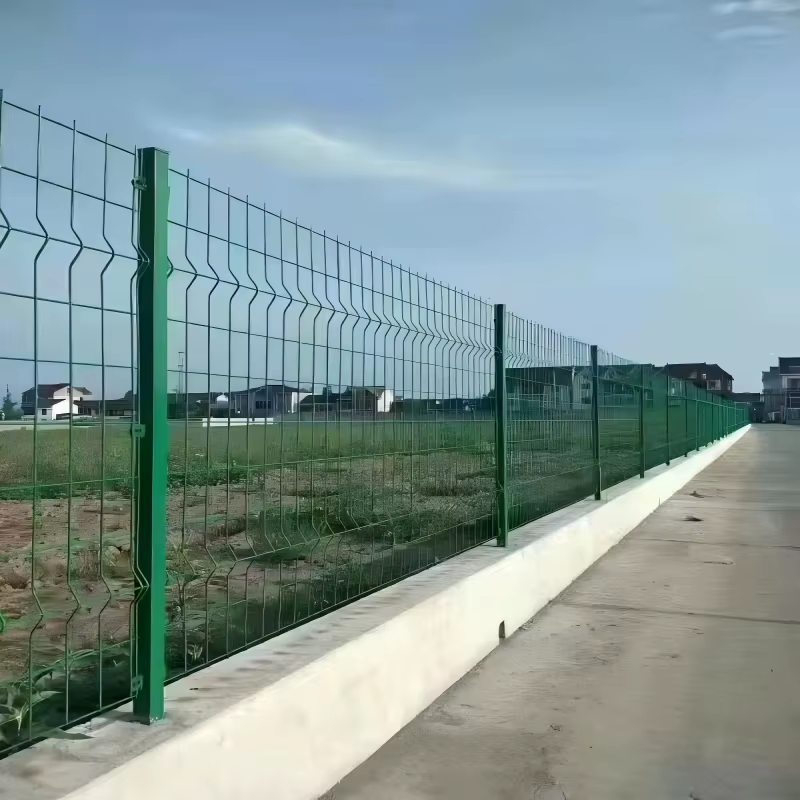 Як фарбувати металевий паркан, щоб запобігти корозії?