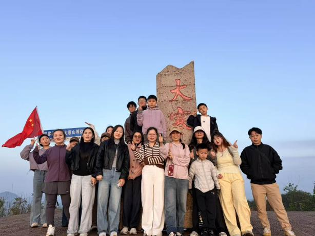 Midnight climb, peak sunrise.United as a team, we reach every new height
