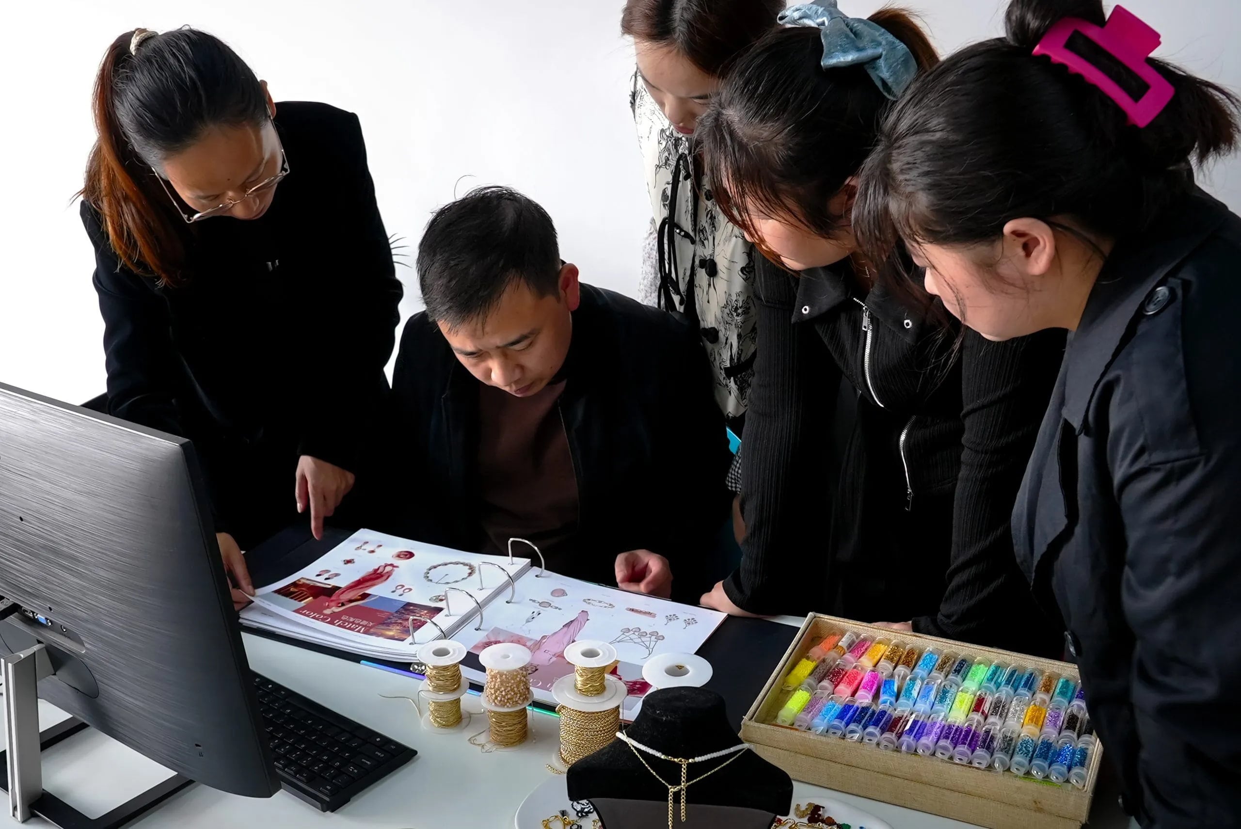yiwu lancui jewelry co.,ltd