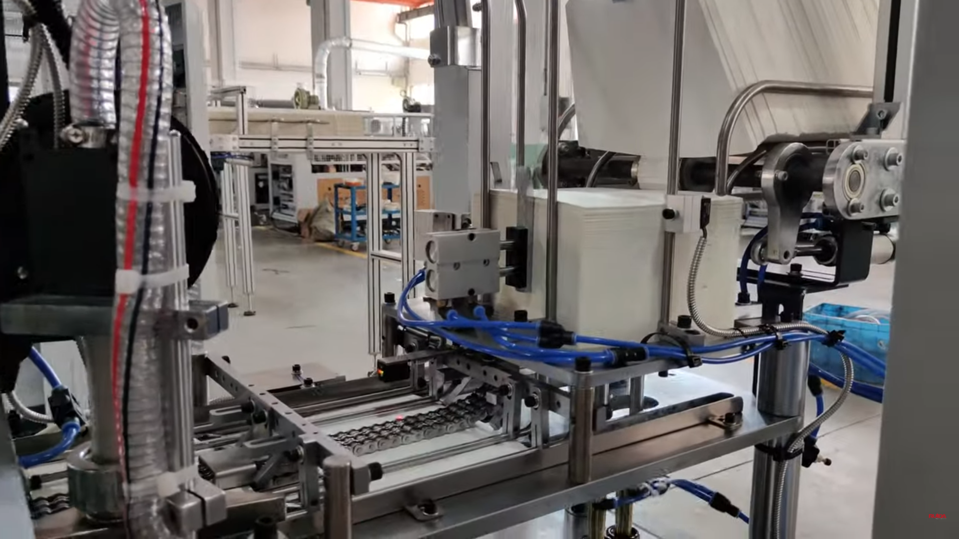 High-speed paper cup machine for 20oz cup