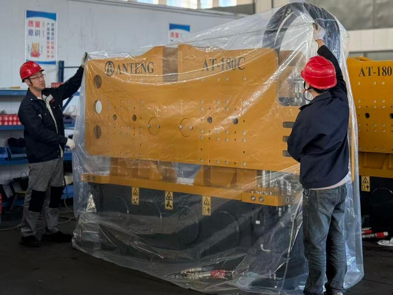 From Factory to Jobsite: How Jiangsu Anteng Delivers Quality Piling Equipment2
