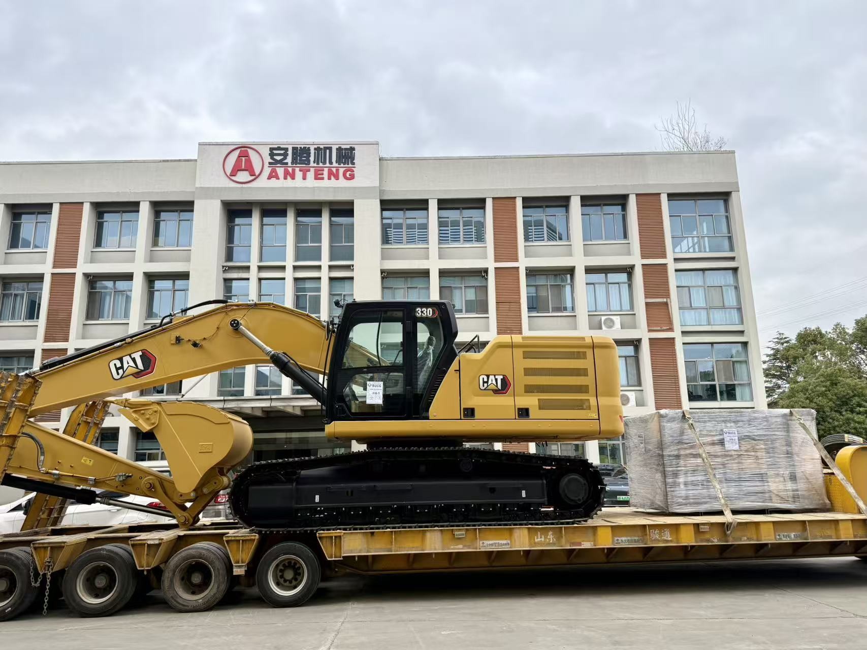 Anteng Quality Recognized Again: CAT Customer Completes Factory Inspection of AT-55B Side-Clamp Hammer2