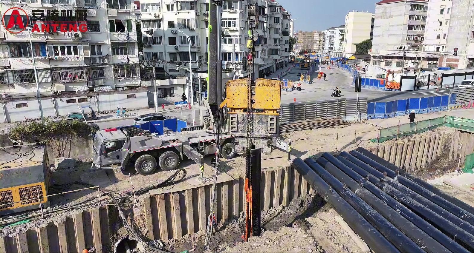 The Path to Quiet Construction: Anteng Resonance-Free Hydraulic Vibratory Hammers Solve Urban Core Construction Challenges