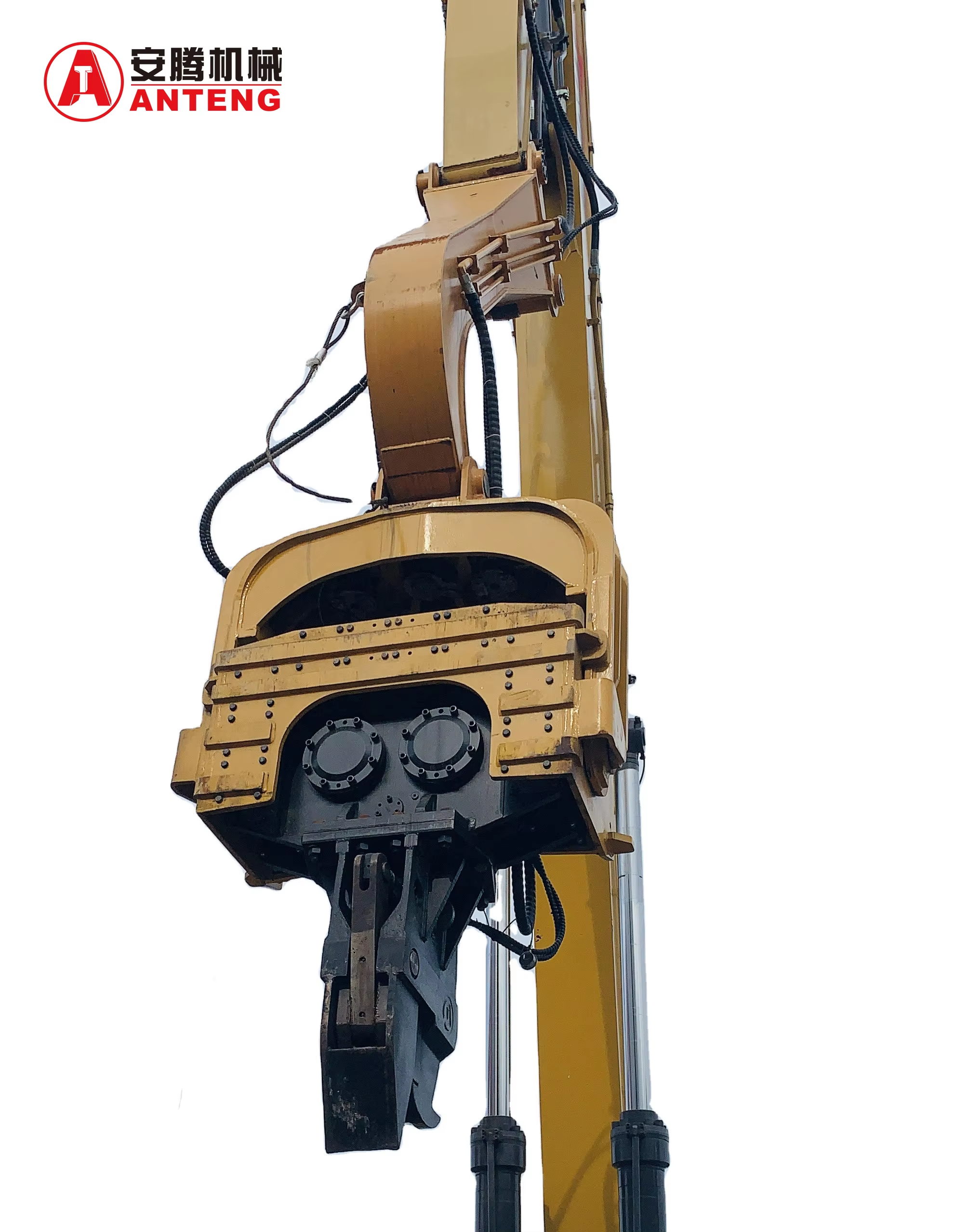 How Does a Side Grip Vibro Hammer Improve Pile Alignment Control?