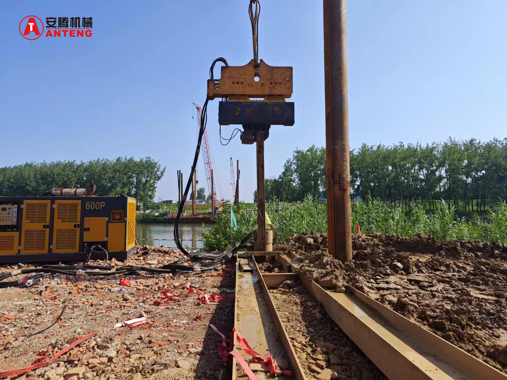 When Does a Pile Hammer Deliver Optimal Driving Performance?