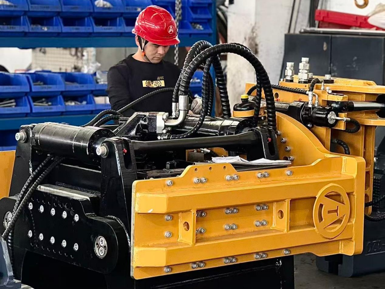 From Factory to Jobsite: How Jiangsu Anteng Delivers Quality Piling Equipment1