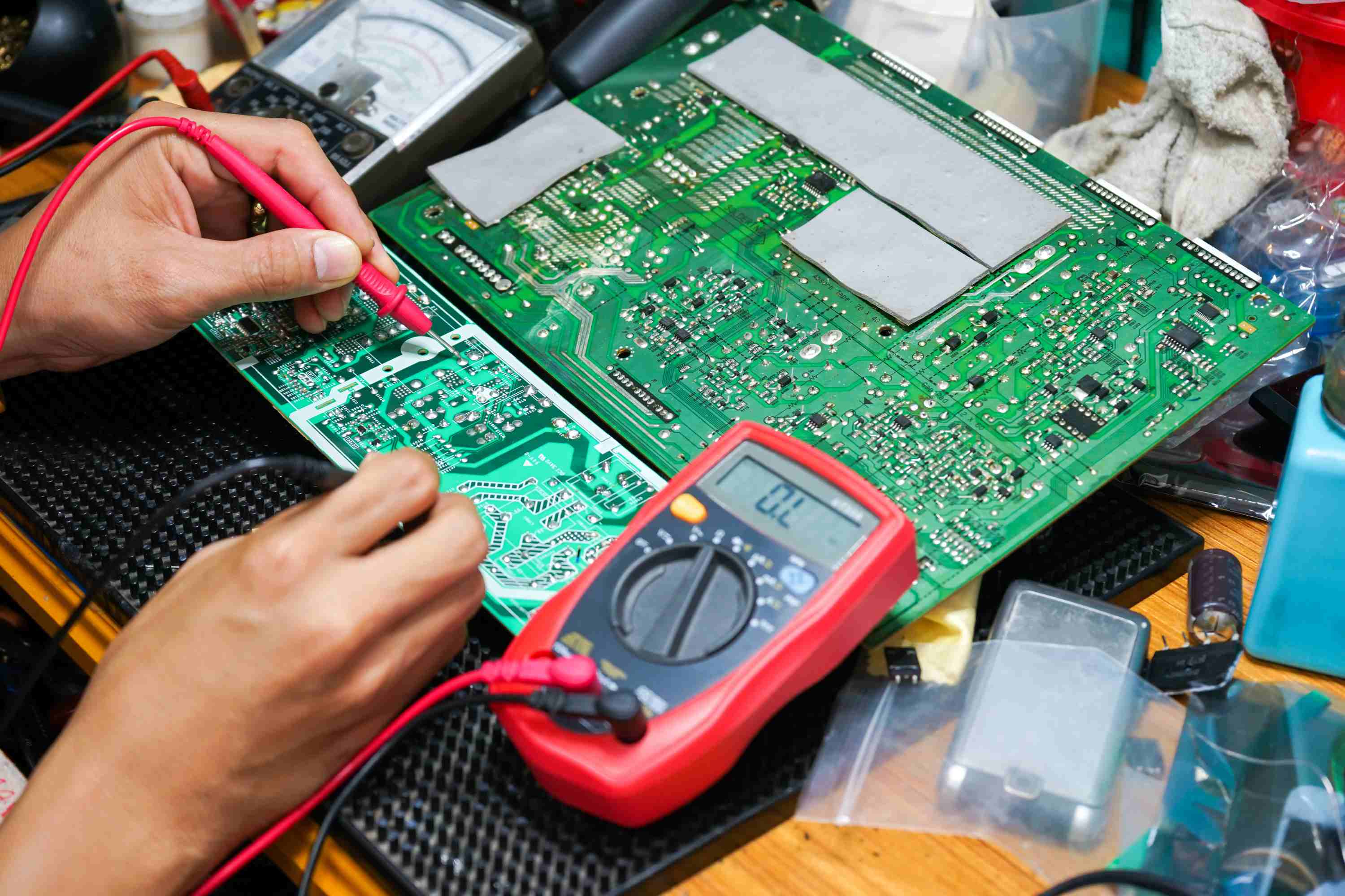 pcba-test-engineer.jpg