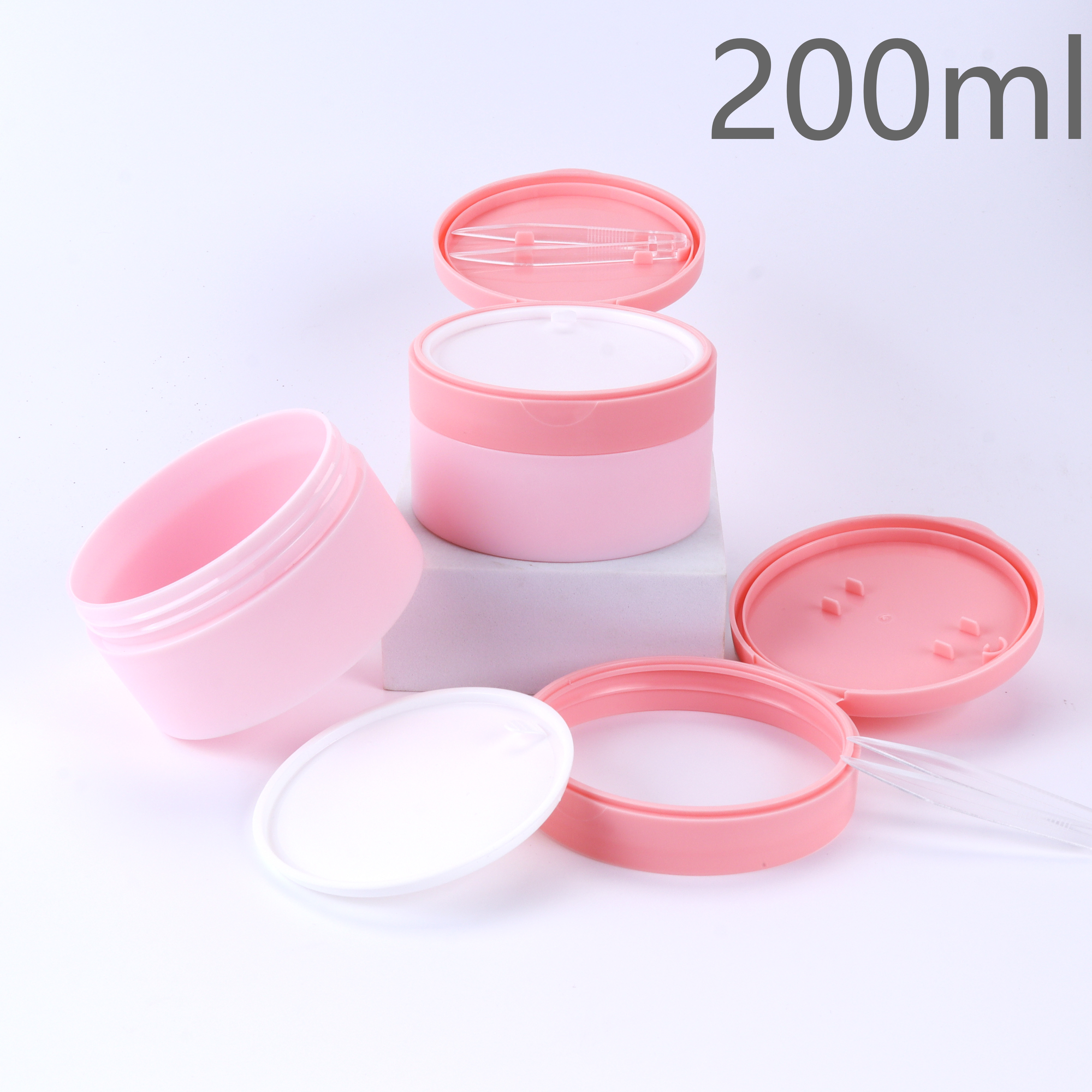 Comment les bocaux en plastique personnalisés renforcent l'identité de marque