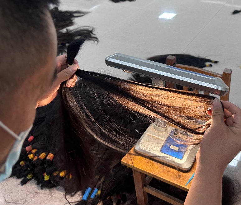 Why Does Fasimei Use Original Donor Ponytails Instead of Ready-Made Double-Drawn Hair?