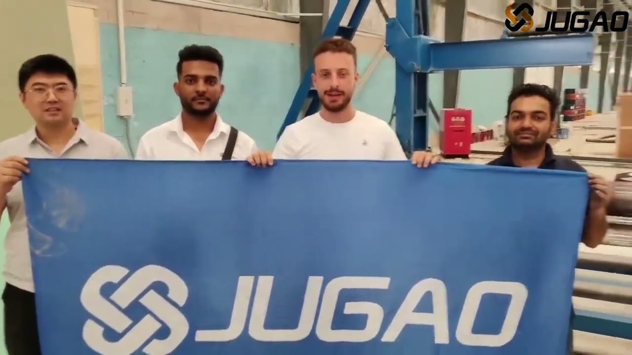 Tim purna jual JUGAO memberikan dukungan layanan kepada pelanggan di Riyadh