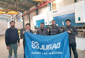 JUGAO CNC úspešne doručilo tandemové tlačné líhy zákazníkovi v Kirkuku, Irak