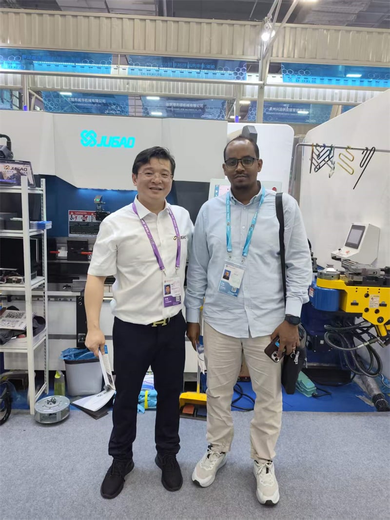 image3.jpg