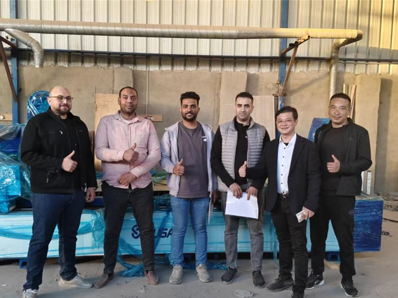 Na een inspectie ter plaatse ondertekende het Egyptische bedrijf AL Fahd ter plekke een contract voor de aankoop van meerdere hoogwaardige JUGAO CNC-machines
