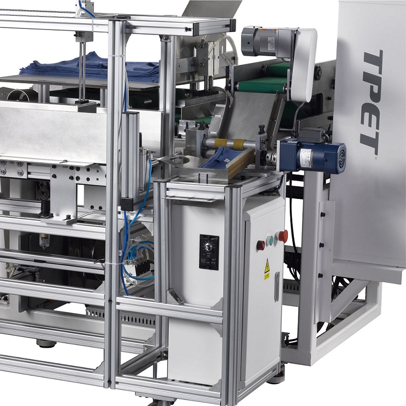 automatic surgical drape towel folding machine et 7751-1