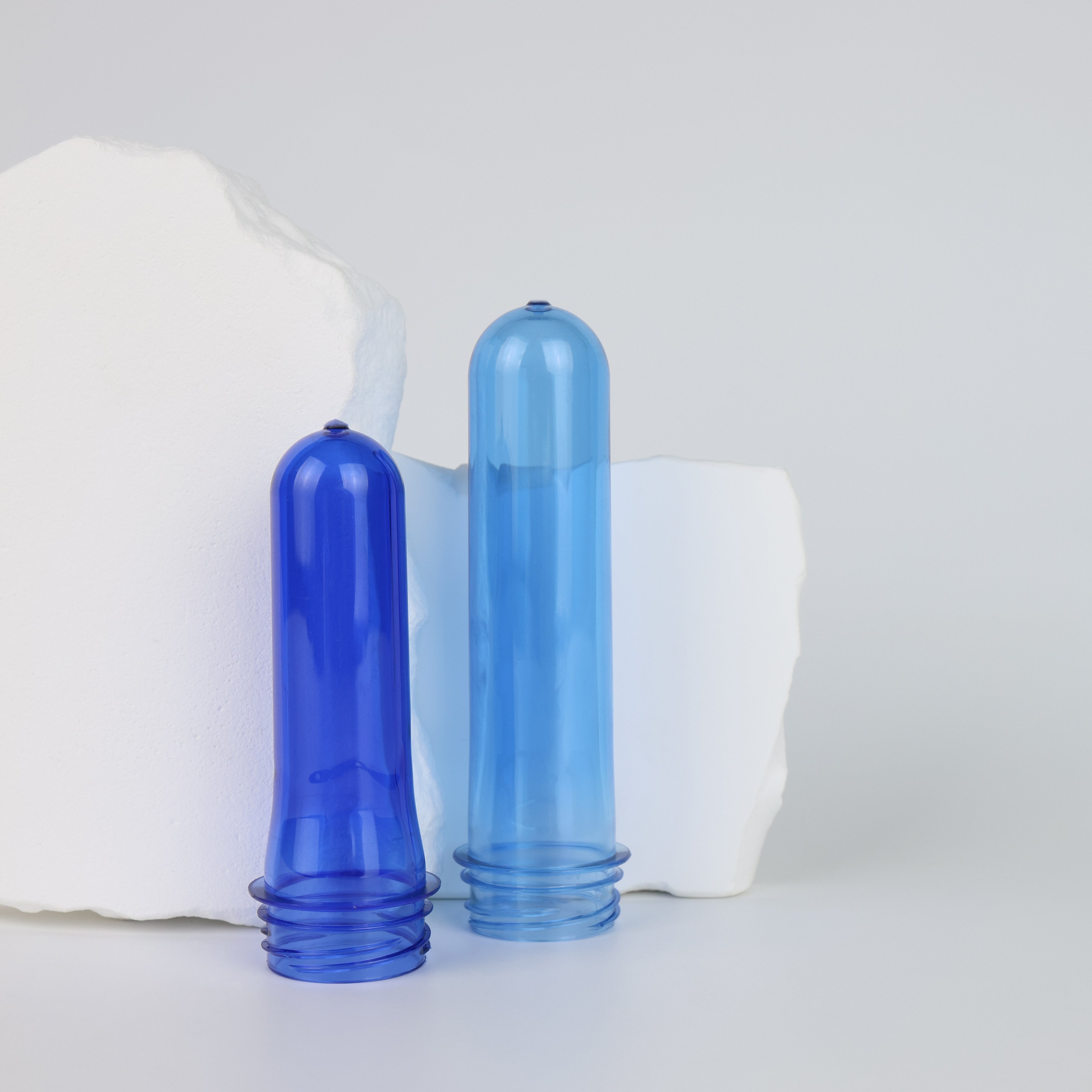 PET Preform Manufacturer Spotlight: Custom Solutions for Water Bottles